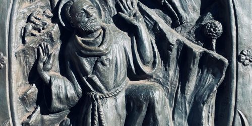 fr-daniel-ciucci-S4GhtqeeYdM-unsplash